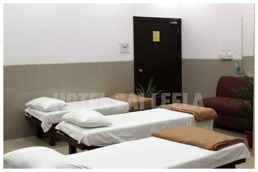 Hotel Sai Leela Loadging&Boarding Amarnāth Extérieur photo
